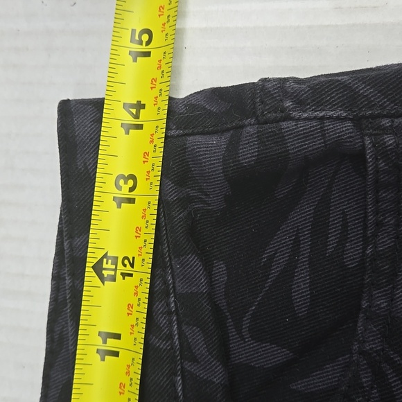 H&M X No Fear Loose Fit Twill Trousers No Fear Graphic Print 6 - Picture 10 of 16